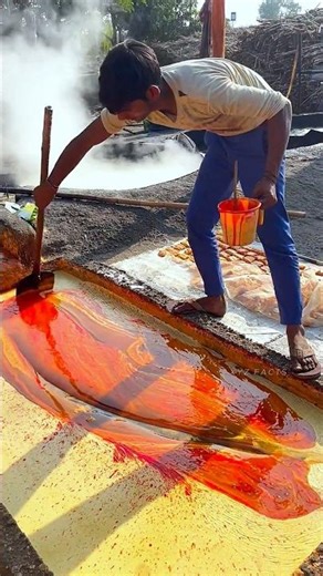 How Jaggery Is Really Made From Sugarcane ?