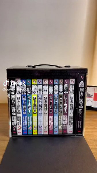 Death Note Box Set Review: A Manga Collector's Dream