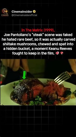 While filming The Matrix (1999), Joe Pantoliano spits fake mushroom steak into a hidden bucket