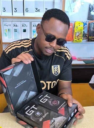 Ksh 38,000 Deposit Ksh 8600/= Daily Ksh 200/= RAM: 12GB Internal storage: 256GB Display: 6.78-inch AMOLED OS: Android 15, up to 2 major Android upgrades, XOS 15 Chipset: Mediatek Dimensity 8350 Ultimate (4 nm) Main Camera: 108MP 2MP Front Camera: 8MP Connectivity: Dual SIM, 5G, Wi-Fi, Bluetooth 5.1, USB-C Battery: 5200mAh, 45W Colors: Dark Flare, Blade White, Shadow Ash #phoneflexke #fyp #fypviraltiktok #gt30pro #foryou