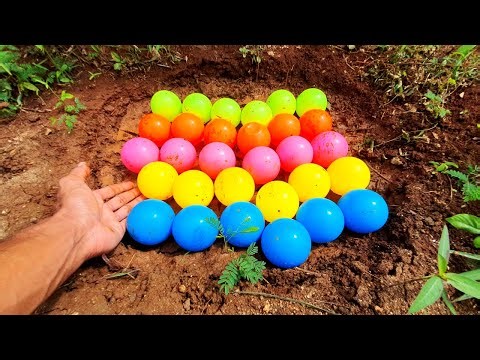 Sorting small balls of the same color in a row.