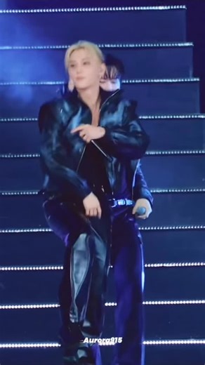 𝕊𝕋𝔸𝕐 | Stray Kids Felix on Instagram: "I know I’ve already shared a few fancams, but this one is close-up AND HD! 🔥🔥🔥 Everyone deserves to see main dancer, Lee Felix in all his glory - he's SENSATIONAL 🙂‍↕️🤌🏼 #leefelix #felix #GDA2026_FELIX #필릭스 #straykidsfelix"