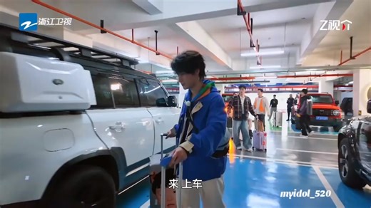 có đệ kéo vali dùm #bachloc #sadat #chautham#lythan #trinhkhai #truongchannguyen #tongvuky#白鹿 #bailu白鹿 #bachmongnghien #locnhung #bmy #trending #xuhuong #fypシ #fyp #keeprunning