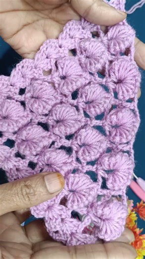 EASY TRAINGULAR SHAWL, WRAP, SCARF | WINTERS SCARFS| | CrochetGuru