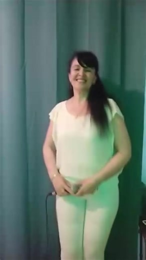 Zi frumoasa dragilor 😘 Pentru toate doamnele din pagina mea va imbratisez cu inima😘❤️ | Flori Flori