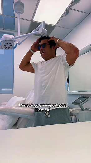 Guess the song? #monty #montylopez #montyjlopez #zaddyml #zaddyml24 #little #gravy #side #dish #yunggravy @Yung Gravy 🍯