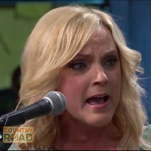 429K views · 2.9K reactions | 'Drivin' Nails in My Coffin' Ernest Tubb tribute by Rhonda Vincent ‍‍‍‍‍‍ ‍‍ Follow Country Road TV for more! | Country Road TV | Facebook