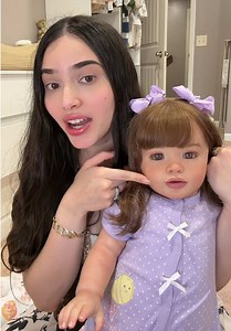 Reborn Karla: colección de bolsos y rutina de bebé reborn