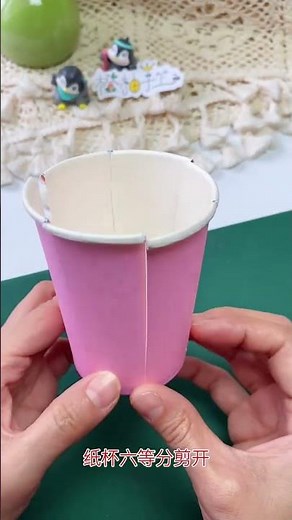 A homemade mini claw machine can be made with just two paper cups. It s simple and fun#Sel