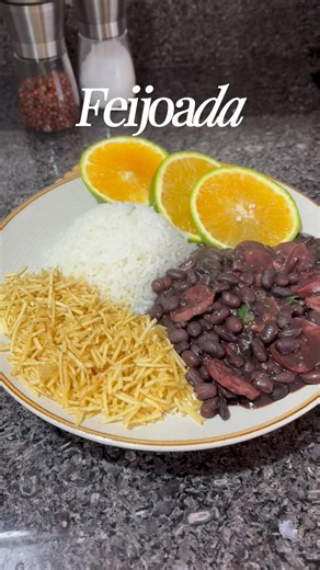 FEIJOADA WITH BACON AND CALABRESA! 😋 #recipes #feijoada