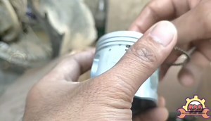 Basic piston rings assembly in our piston | Motorcycle mechanic repair, tutorials and vlogs | Motorcycle Basic Mechanic