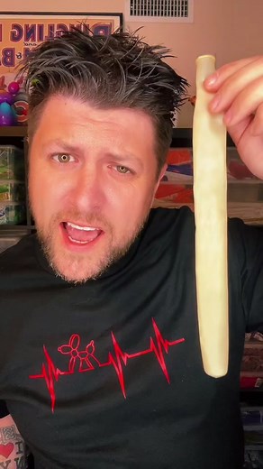 This is how you make a balloon rose. #TwistWithJosh #BalloonTutorial #BalloonArtist #BalloonArt