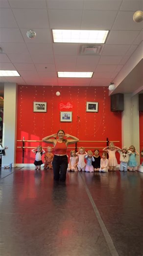 Bella Dance Studio on Instagram: "THE CUTEST Register for our Spring Starz class today! 👼🏽 . . . . #trending #danceteacher #dancestudio #ballet #toddler"