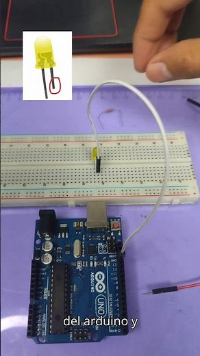 El circuito más sencillo con Arduino💡 #electronica #arduino # led #arduinoproject