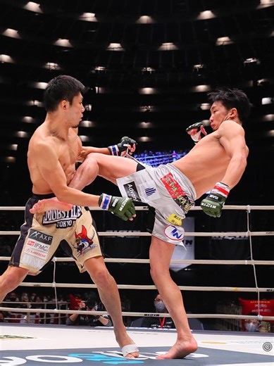 朝倉未来と斎藤裕のフルバージョンレビュー