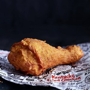 565K views · 2K reactions | If you’re out on a supply run, you can always make a little Drive Thru detour - it’s the best way to get your fried chicken fix. | KFC | Facebook