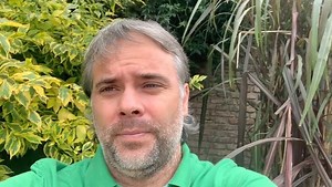 Fernando González on Instagram: "El primer Parque Marino de #chile es el Francisco Coloane y está en Isla Riesco. La fauna marina que existe ahí es rica y diversa. Es un lugar que debemos mantener PRÍSTINO. Pronto la Corte Suprema decidirá si mantiene el rechazo a las tronaduras para Isla Riesco. Comparte la campaña #IslaRiesco #NoTronaduras #ChaoCarbon @alertaislariesco"