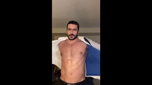 力气好大！大壮撕完T恤再换西装@mostafa莫斯塔法