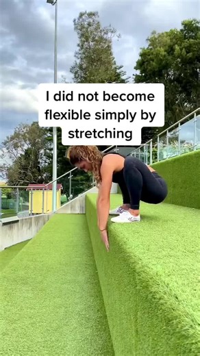 Build your flexibility #flexibilitytraining #flexibilityexercises #flexibilitytips #strengthandflexibility #mobilitytraining #mobilitytiktok #flexibilitytiktok