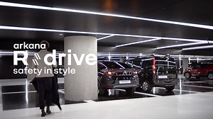 stay ahead of the game. anticipate every move and reverse safely with rear cross traffic alert. overseas model shown. | Renault Australia