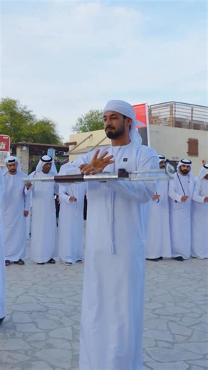 مقتطفات من مخيم ‘رحالة حتا الصغار’ الشتوي في قرية حتا التراثية، حيث استمتع أطفالنا بتجربة مليئة بالإبداع والاكتشاف، وشاركوا في ورش تفاعلية حول مساهمة الجبال في تشكيل الحياة المحلية، وأساليب الري التقليدية، والزراعة المحلية، وعالم تربية النحل. وتضمّن البرنامج أيضاً أنشطة مميّزة للاحتفاء بيوم الاتحاد الـ54 لدولة الإمارات، حيث جمع بين التعلم والتراث وروح المغامرة. ترقبونا للمزيد من الفعاليات خلال موسم الشتاء. #دبي_للثقافة #دبي_للإبداع #وجهات_دبي Highlights from our ‘Hatta Little Explorers’ Winter C