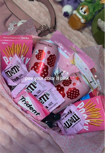 she came out sooo cute 🎀💗🍓 #fyp #fypシ #fypage #fresa #coquette #pinkbasket #pinkcolortheme #colorthemedparty #explore #trending #hellokitty #cute #snacks #snackideas #imjustagirl #pinkgirl #pinkgirly