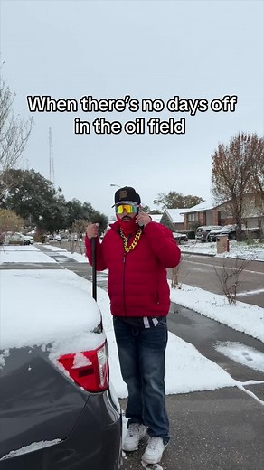 Life as an Oil Field Worker: No Days Off