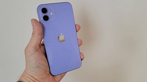 Hands On With the Purple iPhone 12