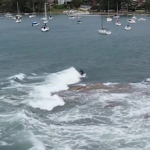 SURF’s CRANKING AT FAIRLIGHT 🤣 • @the_outsidein Catching waves at Fairlight beach this morning 🏄‍♂️ #surfsup #fairlight #manly #waves #sydney #storm #whenlifegivesyoulemons @manlyobserver | Manly Observer