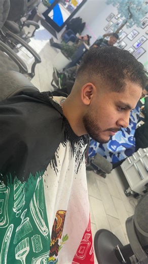 Deebo_the_barber (@deebo_thebarber)’s videos with original sound - Deebo_the_barber