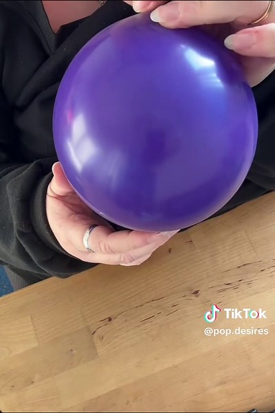 This was a hard one ! #balloonpop #looner #balloonplay #loonerlife #nailpop