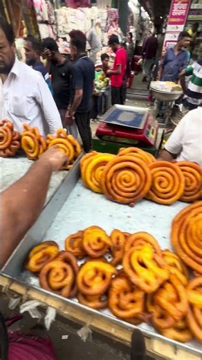 DHAKA'S Most Scrumptious Street Food You Won't Want to Miss!