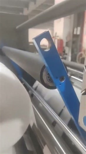 Foam cotton slitting machine