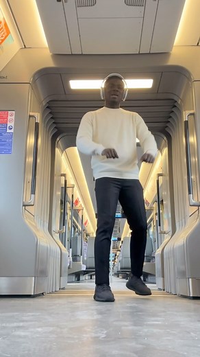 40K views · 822 reactions | The train wasn't STABLE but I danced anyway. You know I dance better than this. Today as you go to church don't let anything stop your praise.. Dance to the Lord.. Dance ahead of the Testimony cos a miracle is in the way .. David danced so I dance.. Pentecost Praise Jam III - Yaw Boadu Jnr https://youtu.be/MfHx08PMlKg | Yaw Boadu Jnr | Facebook