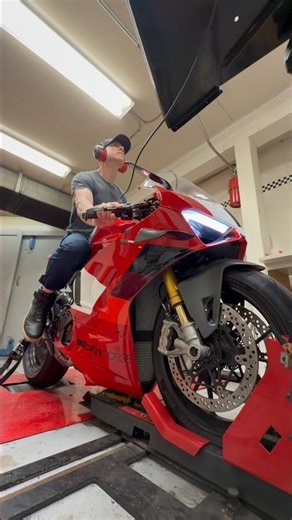 2024 Ducati V4R Makes 215whp with BT Moto!!