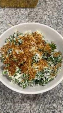 Vegan kale 🥬🔥 #recipe #cooking #food #foodie #easyrecipe #kale #salad #plantbased #ranch #vegan