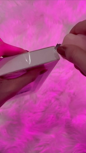 ¡Mira mi nueva funda de teléfono! 🎮