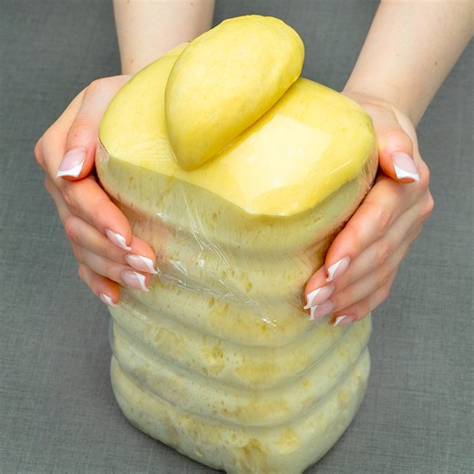 1.6M views · 2.4K reactions | Few people know this trick! Here's how to make the fluffiest dough Ingredients: warm milk: 450 ml (15 fl oz) sugar: 70 g (2.5 oz) dried yeast: 10 g (0.4 oz) vinegar: 10 ml (0.3 fl oz) melted butter: 50 g (1.8 oz) eggs: 2 pc flour: 950 g (34 oz) salt: 5 g (0.2 oz) baking powder: 8 g (0.3 oz) vegetable oil: 20 ml (0.7 fl oz) eggs: 1 pc sesame seeds: 10 g (0.4 oz) | Cookrate | Facebook