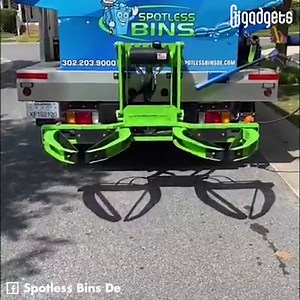 95K views · 2.8K reactions | This truck cleans and sanitizes your bins in minutes. | GIGadgets | Facebook
