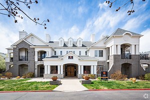 Apartments for Rent with Washer & Dryer in Heritage Place, Centennial | Apartments.com