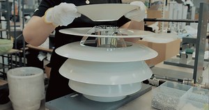 In 1958 Poul Henningsen gave the world the PH 5, PH Artichoke, and PH Snowball, and redefined modern illumination and shaping the course of Louis Poulsen’s history. To celebrate six decades of Poul Henningsen’s classics, we’re releasing the PH Artichoke in brushed brass and the PH 5 and PH 5 Mini in polished copper for the first time in their colourful history. See how the classics are made in our factory in Vejen, Denmark. Learn more about the products here: https://www.louispoulsen.com/int/fea