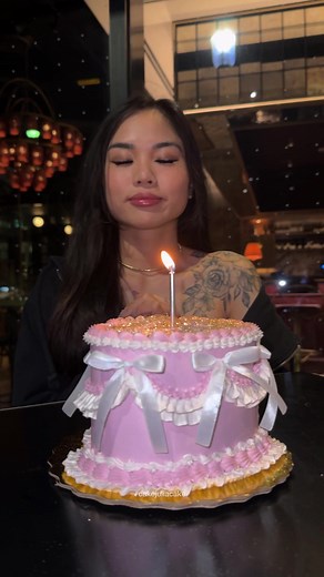 Sparkly Glitter Birthday Cake Ideas