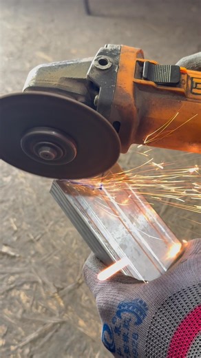 How to securely connect two pieces of drywall profile