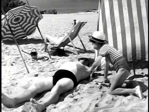 AFFFF14 - MR HULOT'S HOLIDAY TRAILER