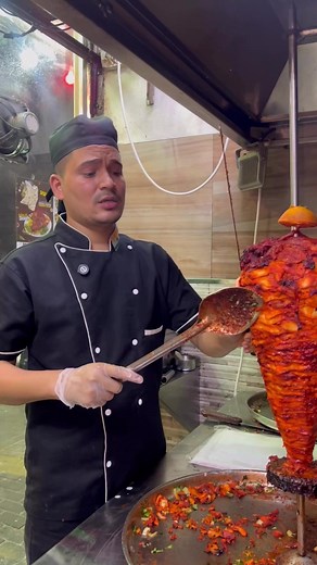 Chef vs Manager: Culinary Showdown