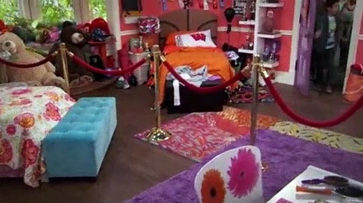 Liv And Maddie S01E15 - Moms-a-Rooney