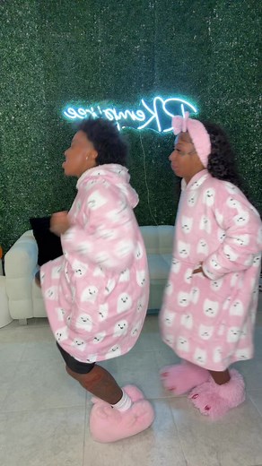 Chickens Dancing: A Fun Trend on the Rise