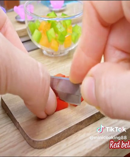 Mini Cooking: Quick and Easy Miniature Recipes