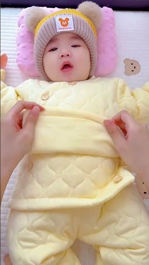 The baby's traditional Chinese style vest is really beautiful. It is #baby vest#babypadded😍🤩..