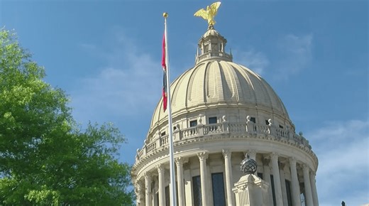 Mississippi House revives teacher pay raise, PERS changes